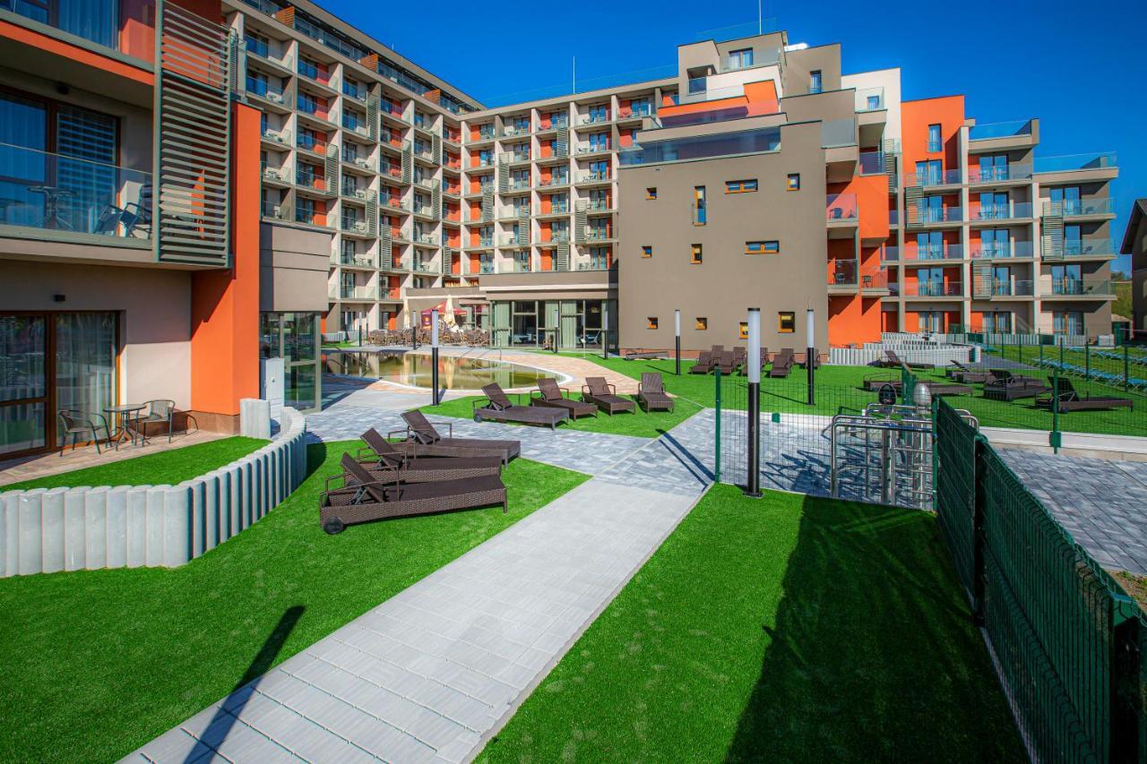 Bešeňová Gino Paradise Apartments with Aquapark Exterior foto